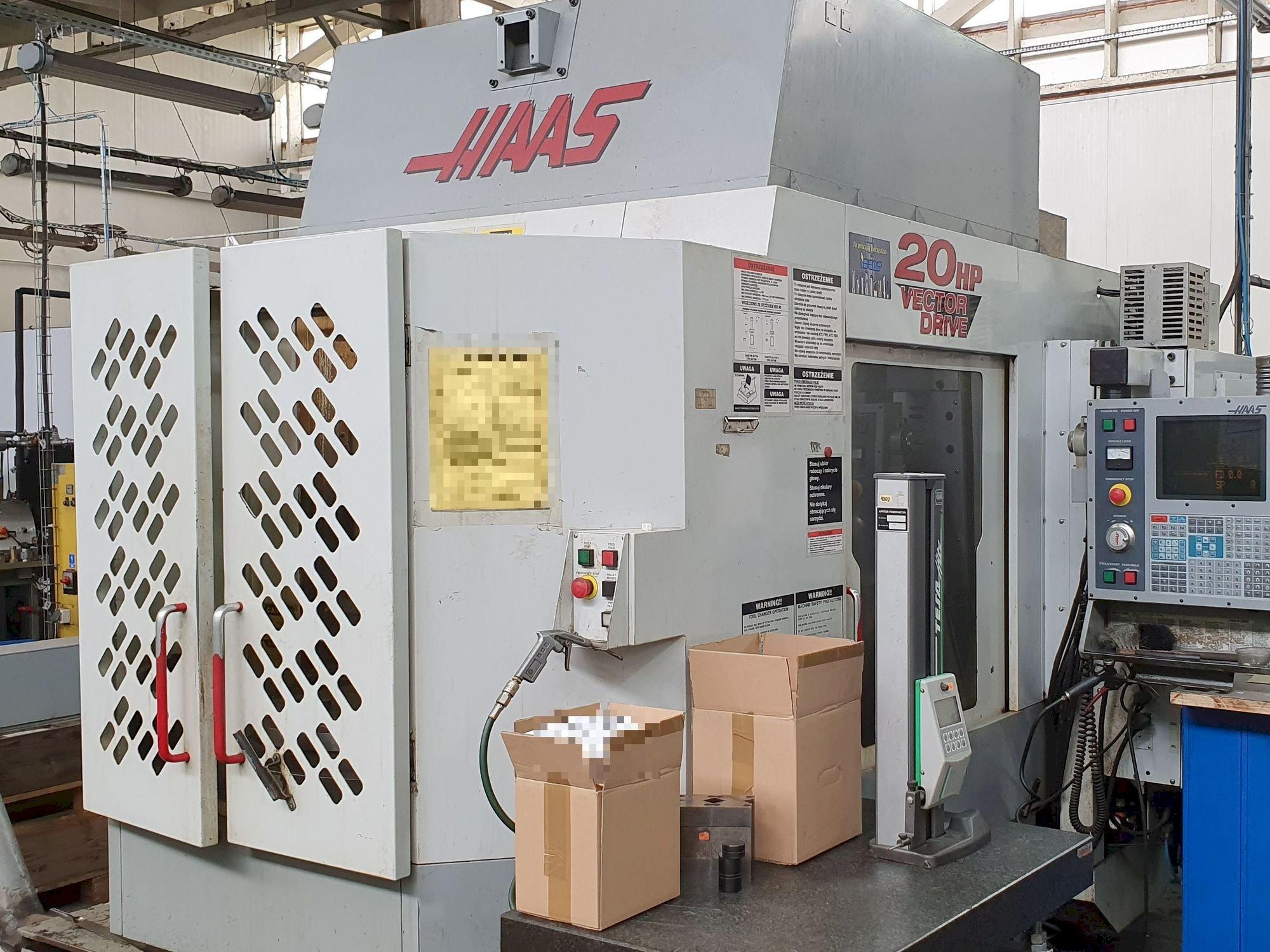 Vista frontal de la máquina HAAS HS-1RP HE