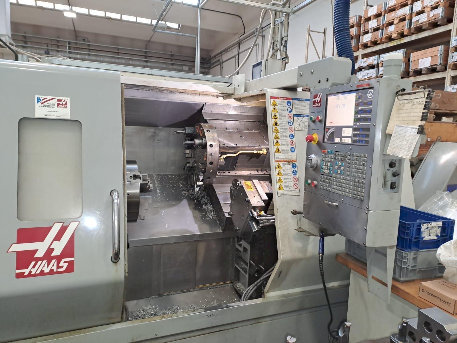 Vista frontal de la máquina HAAS SL30