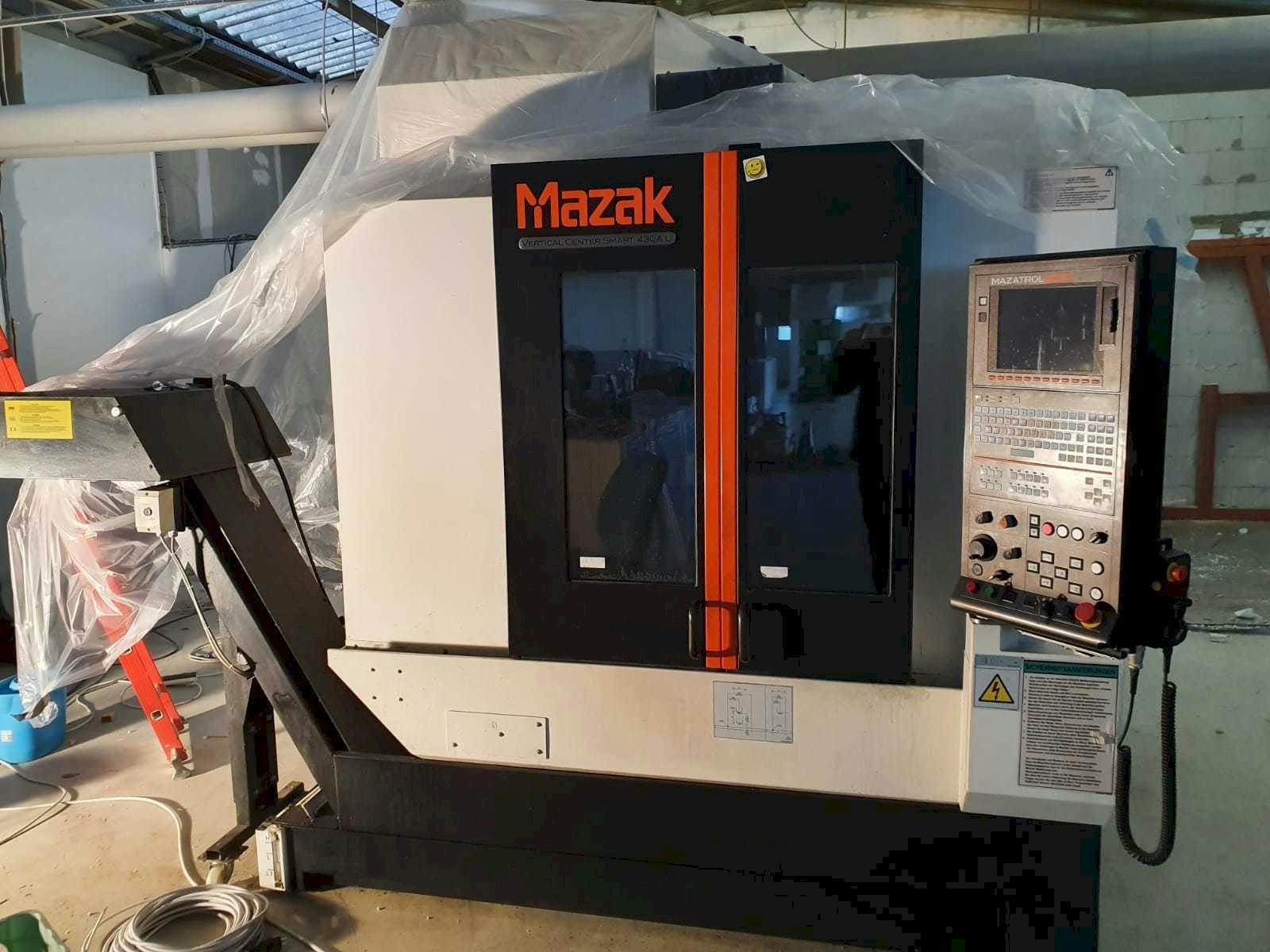 Vista frontal de la máquina Mazak VCS 430A L