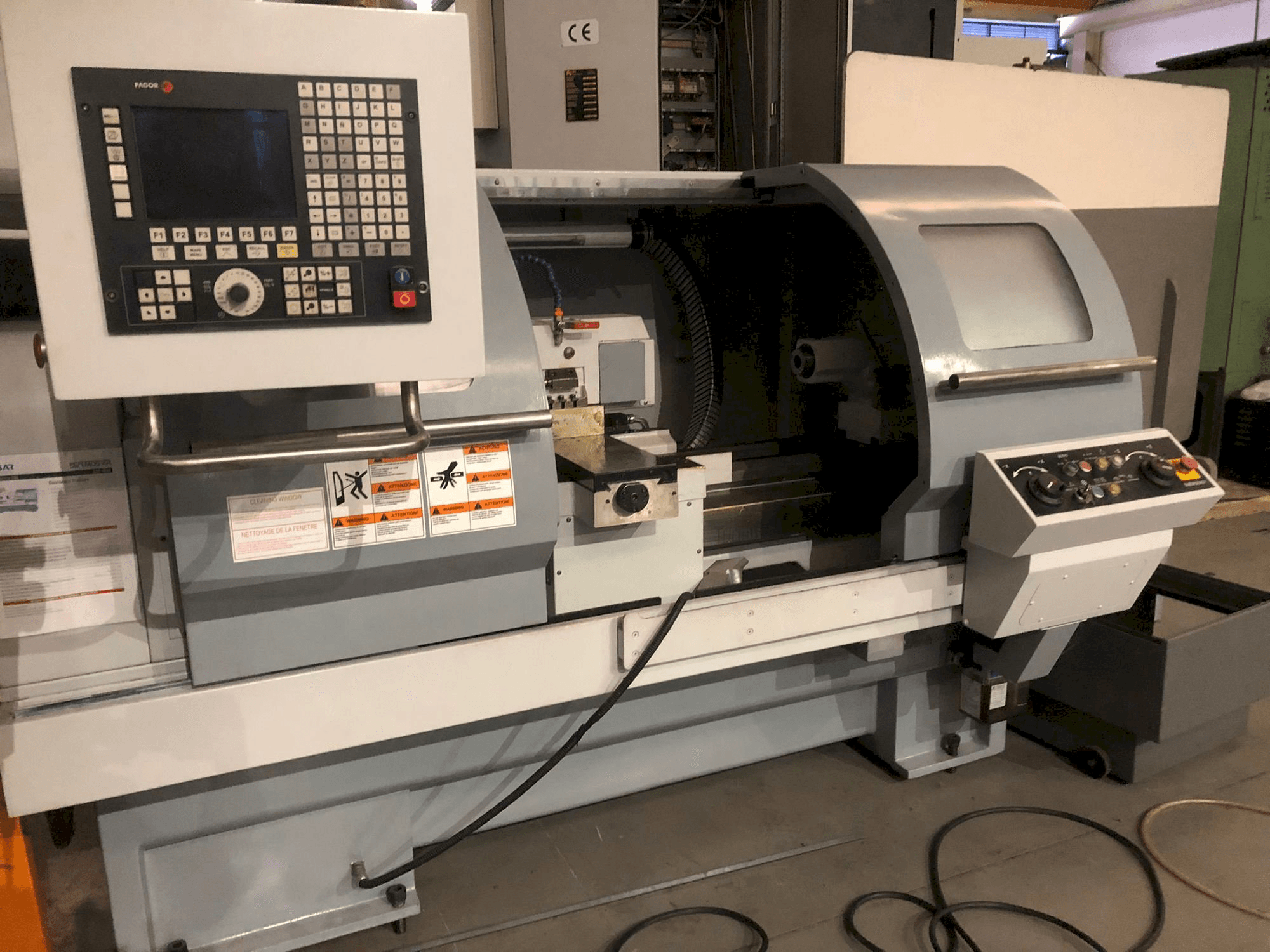 Vista frontal de la máquina SUNMASTER CSR-1840